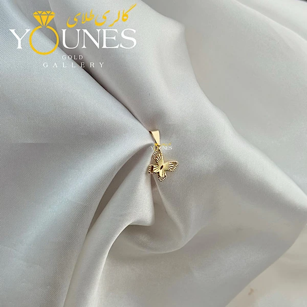 آویز طلا پروانه متوسط